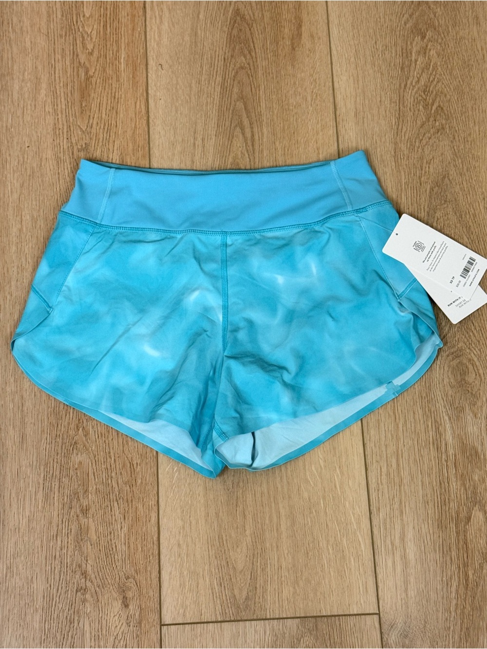 NWT Athleta Run with It 3.5” Shorts Size XS Aqua Blue Lined Running